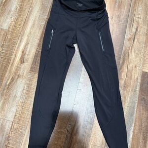 Athleta Black Rainier Tight Leggings